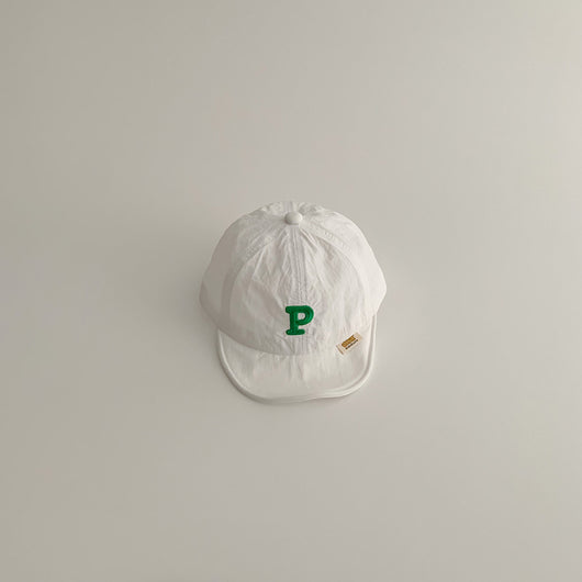 Gorra Infantil con Protección Solar - Diseño Alfabeto - Image 13