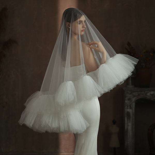 Velo Nupcial Voluminoso de Doble Capa - Blanco Elegante para Sesiones Fotográficas