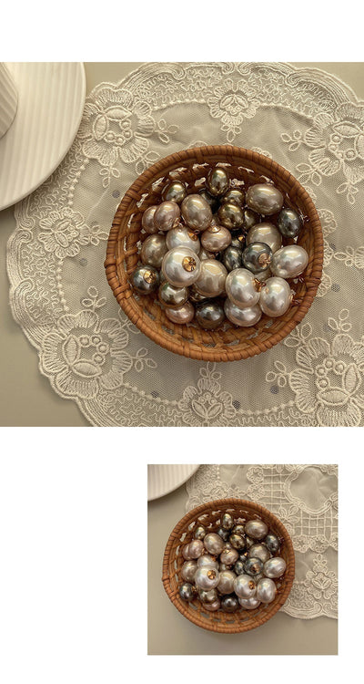 Botón Decorativo Dorado con Perla - Image 11