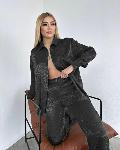 Conjunto de Dos Piezas Mujer con Camisa Estampado Leopardo y Pantalón - Image 16