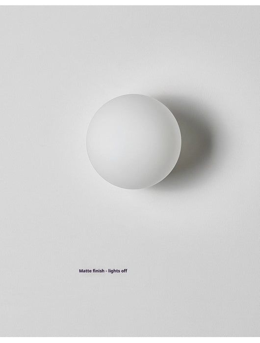 Lámpara de Pared Minimalista con Esfera de Vidrio para Sala de Estar - Image 20