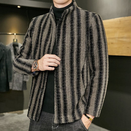 Abrigo de Visón Dorado con Cuello Alto - Cortavientos Premium para Hombre - Image 3