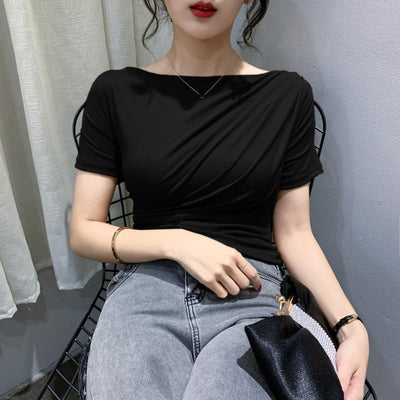 Blusa Slim Fit con Pliegues y Cuello Tortuga Corto
