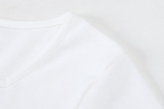 Camiseta Gris Ajustada de Manga Corta para Mujer - Image 10