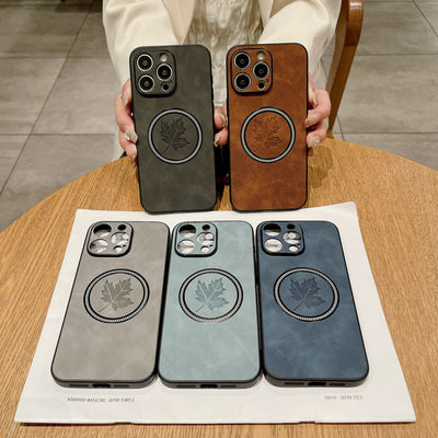 Funda Magnética para Celular en Cuero de Cordero con Diseño de Hoja de Arce - Image 15