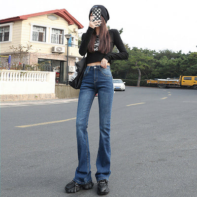 Jeans Acampanados Cintura Alta Elásticos que Estilizan - Image 12