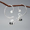 Insect Design Geometric Curve Bee Sterling Plateado Earrings Plateado