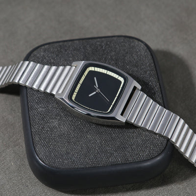 Reloj de Pulsera Minimalista Cuadrado sin Logo - Diseño Versátil - Image 22