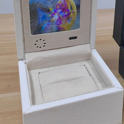 Caja de Joyería Cuadrada con Pantalla LCD de Video para Anillos