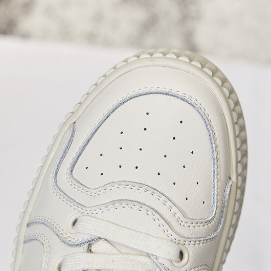Tenis Casuales Beige Bajo Perfecto para Combinar - Image 7