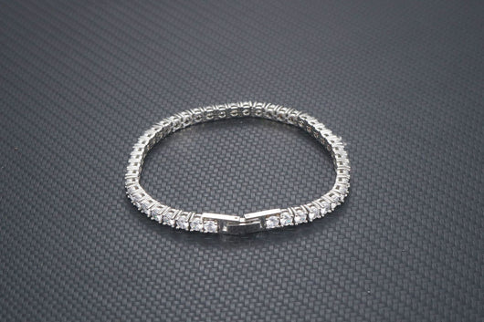 Reloj Pulsera Unisex Acero Inoxidable con Diamantes Incrustados - Image 12