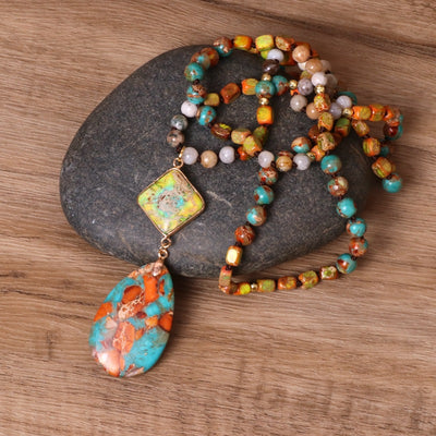 Collar de Agua con Piedras de Colores - Diseño Elegante en Gota - Image 4
