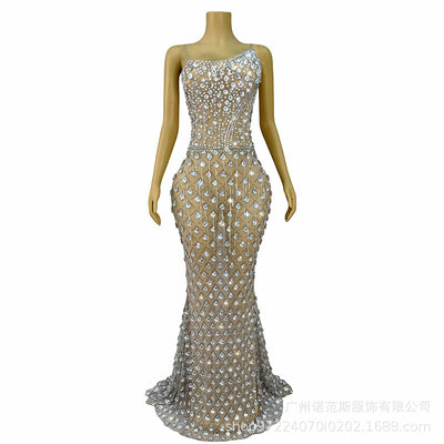Vestido Asimétrico Diamante con Diseño Vanguardista - Image 9