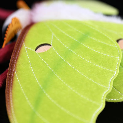 Peluche Polilla de Seda Verde - Juguete Coleccionable Realista - Image 10