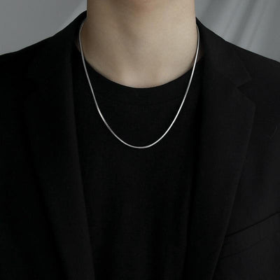 Collar de Acero Titanio para Hombre - Diseño Minimalista Que No Se Desvanece - Image 6