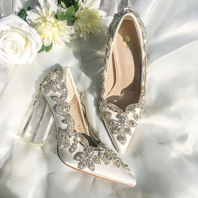 Zapatos de Tacón Alto Satinado con Punta Afilada y Cristales Brillantes - Image 7
