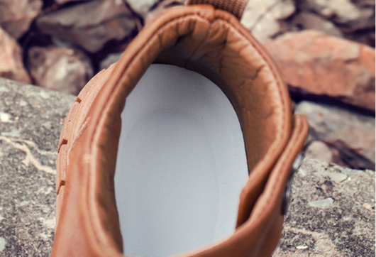 Botas de Cuero para Hombre - Diseño Versátil de Caña Media - Image 10