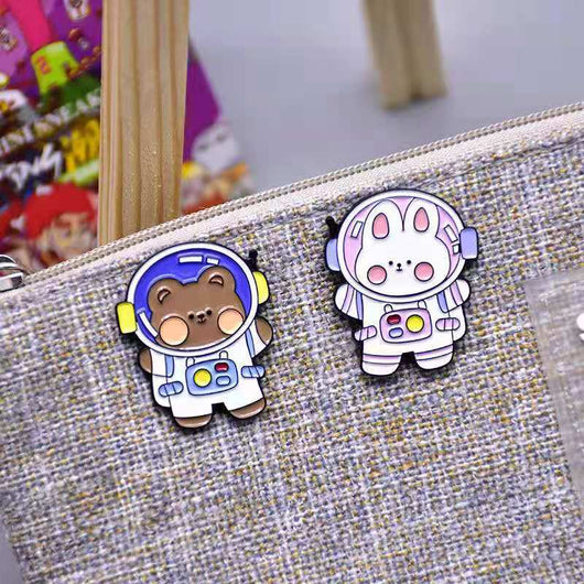 Broche de Personalidad Japonés - Joya Decorativa para Bolsos - Image 10