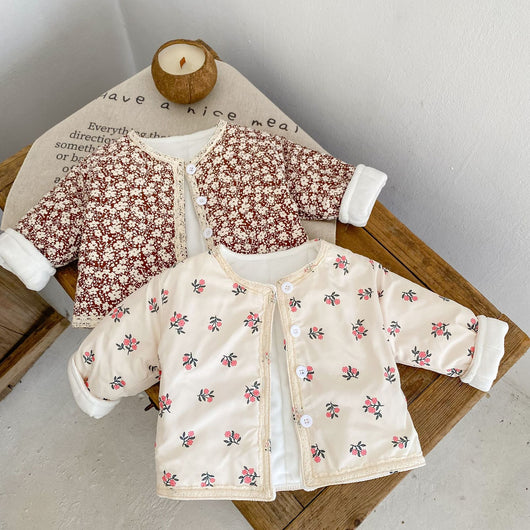Abrigo Infantil de Algodón Grueso con Encaje y Mangas Largas - Image 8