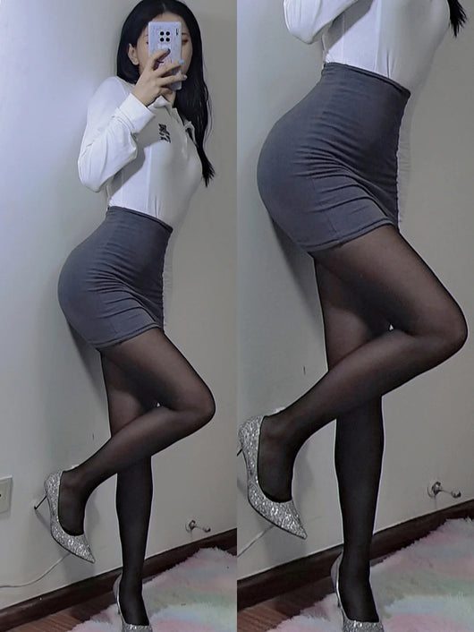 Conjunto de Dos Piezas: Falda Corta de Seda Negra Elegante Talla Grande - Image 9