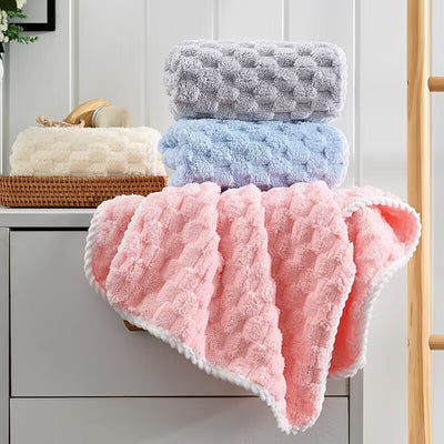 Toalla de Baño Coral Fleece Súper Absorbente y Suave - Image 3