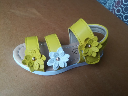 Sandalias Gladiador para Niñas con Flores - Comodidad y Estilo - Image 10