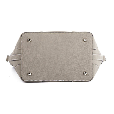 Bolso Cubo Retro de Cuero Genuino con Patrón Grabado y Cordón Ajustable - Image 3