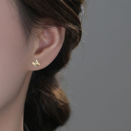 Aretes Minimalistas de Lujo - Elegancia Simple y Sofisticada - Image 15