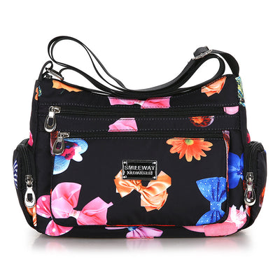 Bolsa Impresa para Mujer con Diseño de Paisaje y Flores Trendy - Image 4