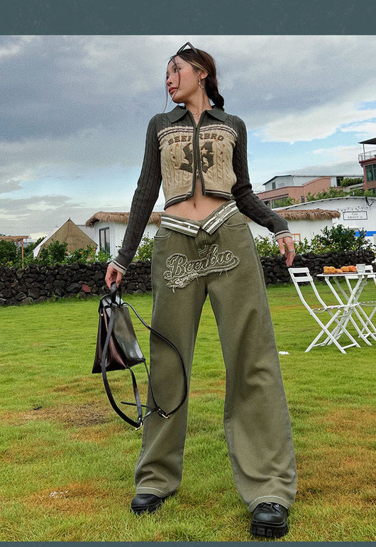 Jeans Rectos Mujer con Parche Bordado American Gothic y Orilla sin Rematar - Image 18