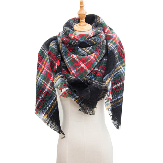 Chal Triangular Escocés para Otoño e Invierno - Amplio y Versátil - Image 22