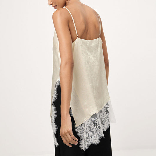 Blusa Camisola Escotada con Encaje y Parches Combinados - Image 4