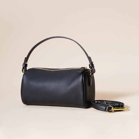 Bolso Axilar de Cuero Genuino con Textura Minimalista - Image 7