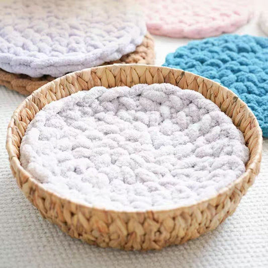 Cama Térmica Tejida a Mano para Perros y Gatos - Nido Acogedor de Lana - Image 2