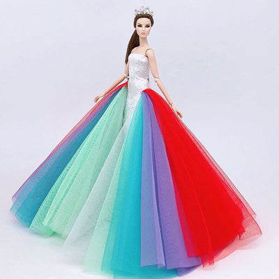 Vestido de Novia con Falda Voluminosa y Velo - Image 28
