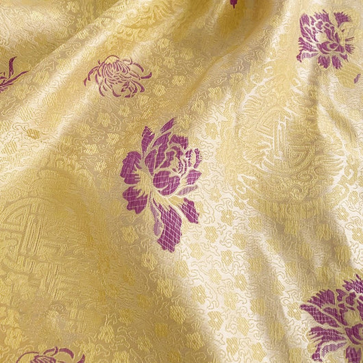 Tela de Satén Amarillo Nylon para Proyectos DIY Infantiles y Bolsitas Decorativas Brocado - Image 2