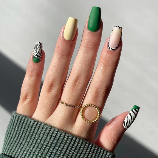 Uñas Postizas Diseño Rayas Francesas Verde y Negro