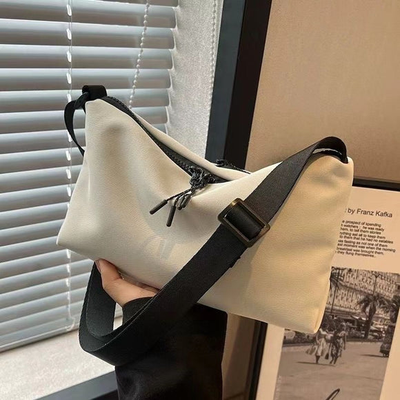 Bolsa Mensajera de Nylon Minimalista