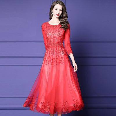 Vestido Largo de Encaje Bordado con Cuentas - Elegancia Temperamental
