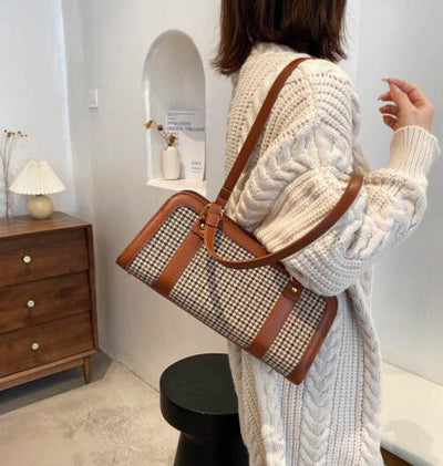 Bolso Axilar Pied de Poule Asimétrico para Mujer - Image 8