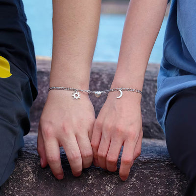 Pulseras Magnéticas Sol y Luna para Parejas - Acero Inoxidable, Regalos Día de Enamorados - Image 2