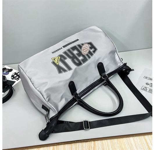 Bolsa Deportiva de Gran Capacidad Impermeable para Viajes y Fitness - Image 13