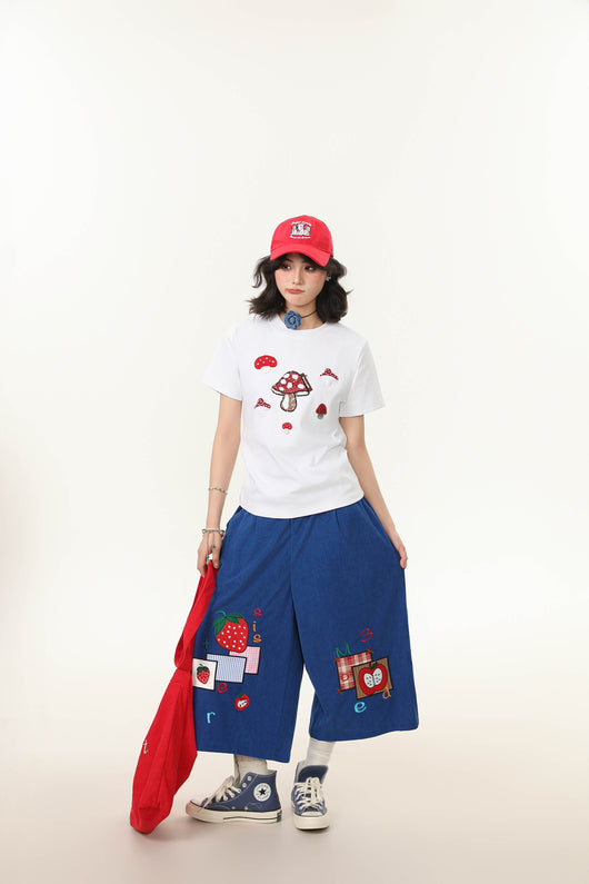 Camiseta Cuello Redondo Manga Corta con Bordado de Hongos para Mujer - Image 12