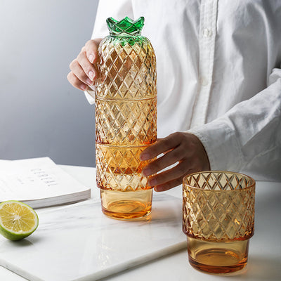 Vaso de Agua Diamond Star con Forma de Piña en Vidrio Dorado - Image 3