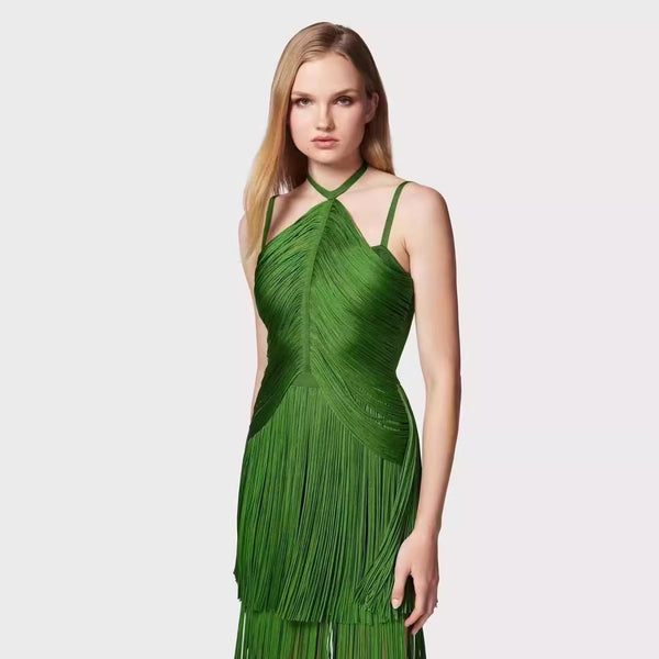 Vestido de Fiesta Verde Esmeralda con Tirantes Finos y Detalles de Borlas