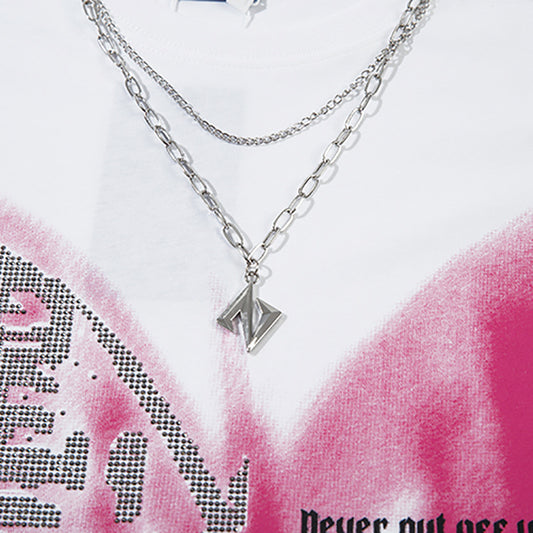 Playera para Hombre con Estampado de Mariposa y Cristales Brillantes - Image 2