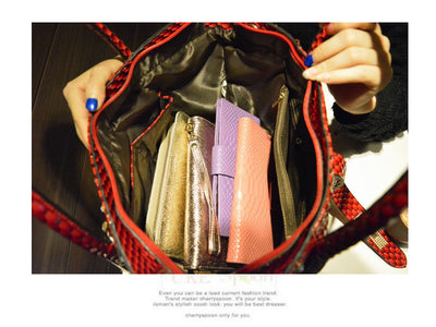 Bolso Bandolera para Dama con Cristales de Diamante - Image 12