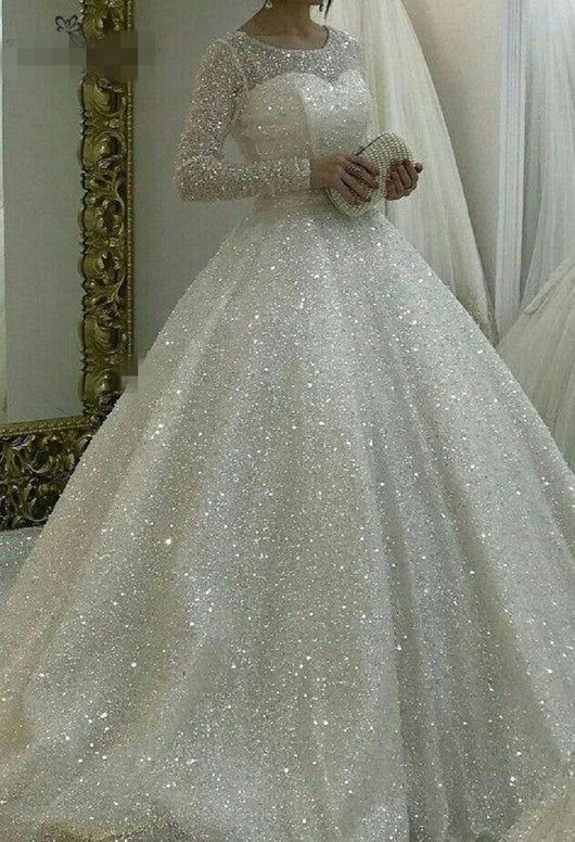 Vestido de Novia Talla Grande con Falda Tul Adelgazante y Cola - Image 3
