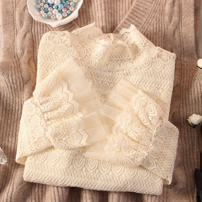 Blusa Cuello Alto con Encaje y Malla Aterciopelada Plus - Image 2