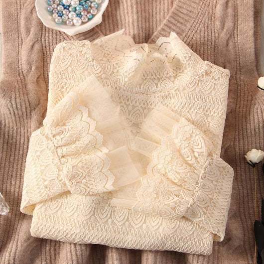 Blusa Cuello Alto con Encaje y Malla Aterciopelada Plus - Image 2